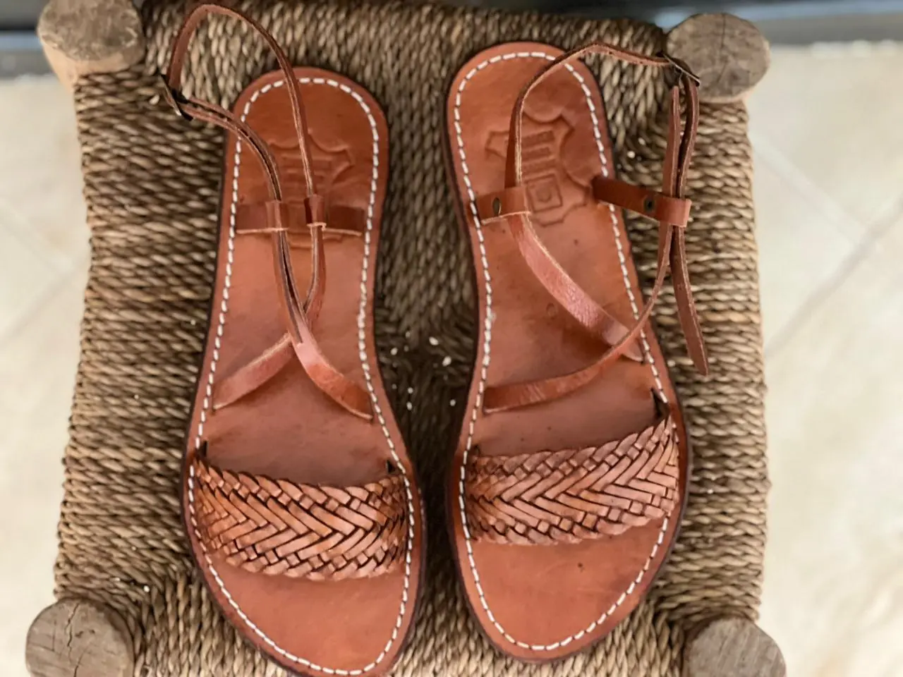 Women’s Brown Strappy Toe Loop Leather Sandals